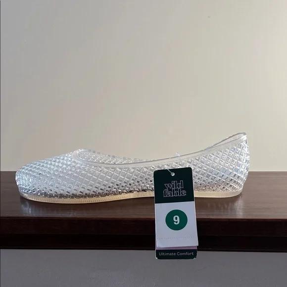 Wild Fable Women's Isabella Clear Jelly Flats Sandals. - Picture 2 of 8